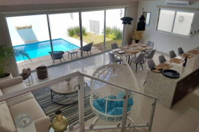 Gorgeous Villa w/ private pool near the beach